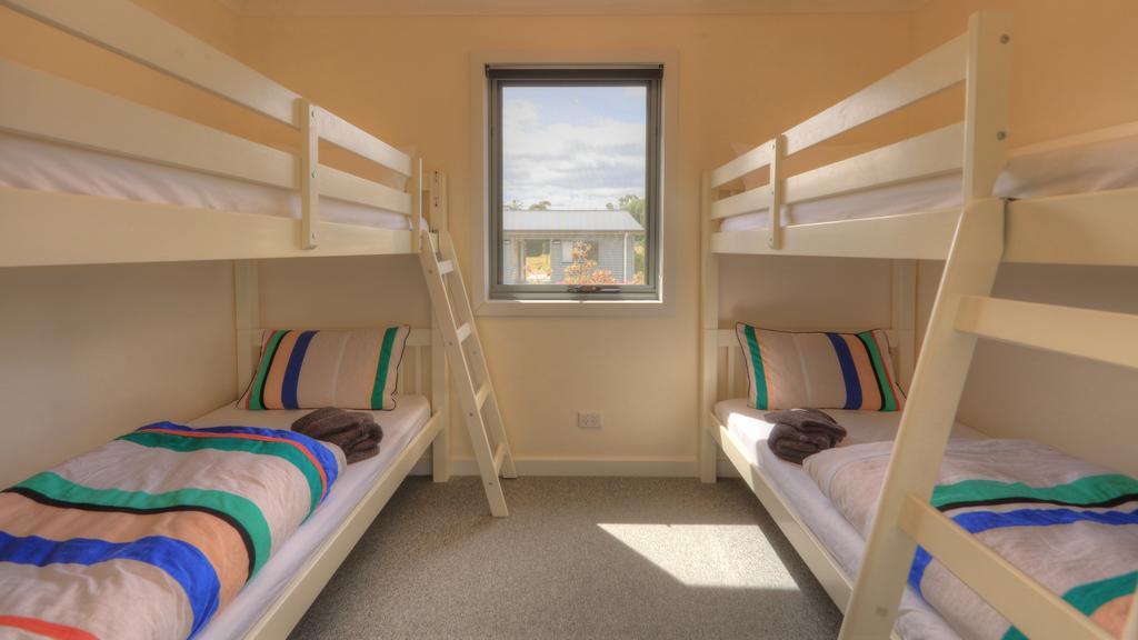 Orford Beachside Holiday Park ภายนอก รูปภาพ