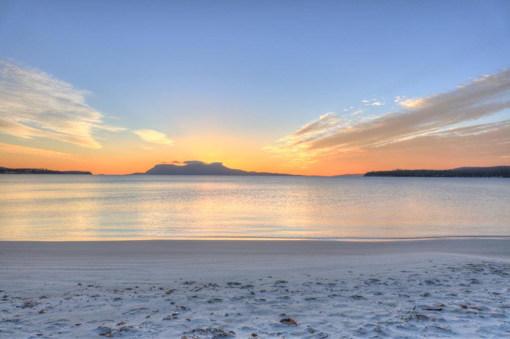 Orford Beachside Holiday Park ภายนอก รูปภาพ
